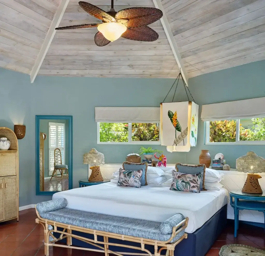 Romantic Beachfront Resort for Couples